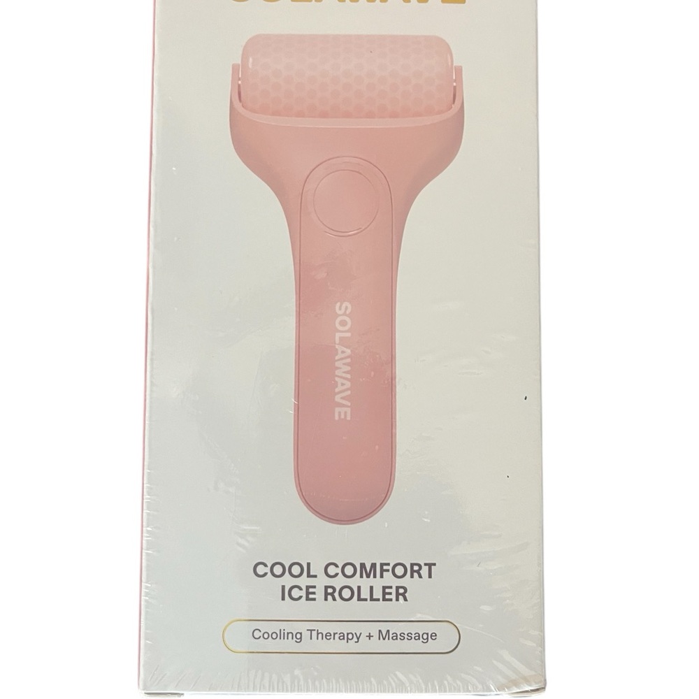Solawave Cool Comfort Ice Roller in Pink